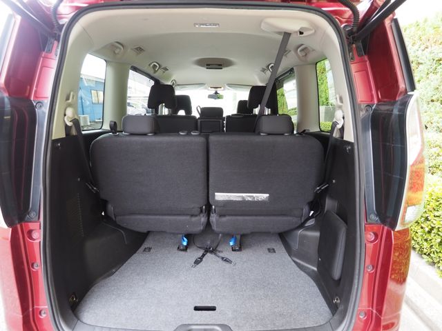 NISSAN SERENA  WG 2018