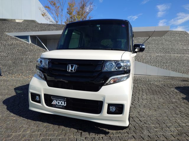 HONDA N BOX CUSTOM 2016