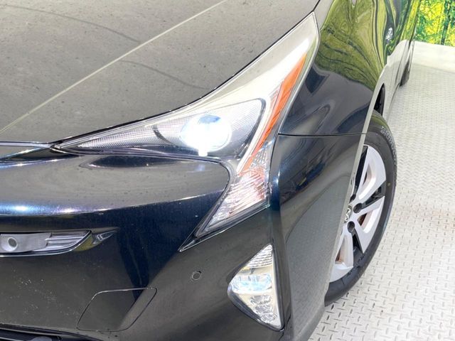 TOYOTA PRIUS 2016