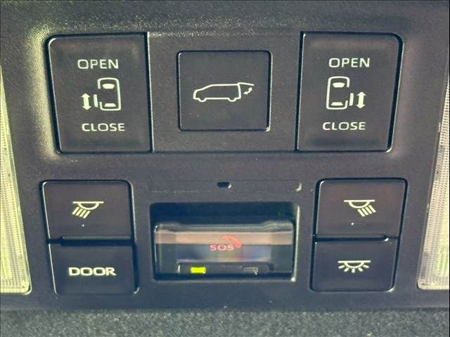 TOYOTA NOAH HYBRID 2023