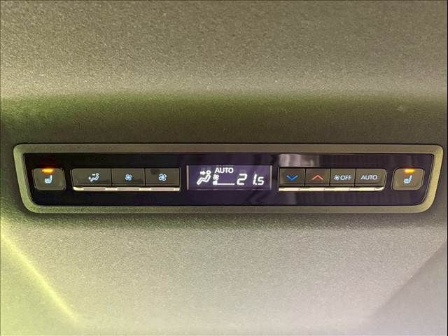 TOYOTA NOAH HYBRID 2023