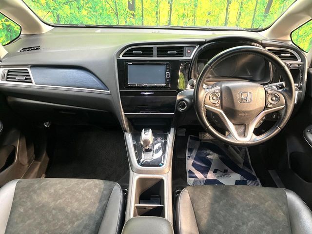 HONDA SHUTTLE HYBRID 2018