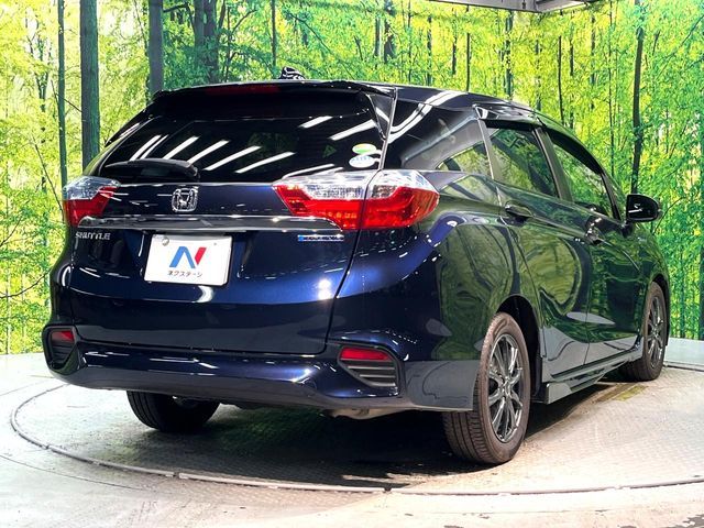 HONDA SHUTTLE HYBRID 2018