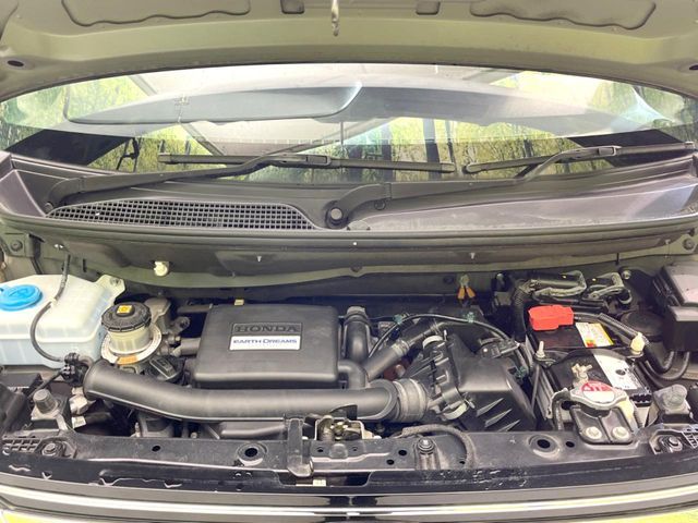 HONDA N BOX CUSTOM 2019