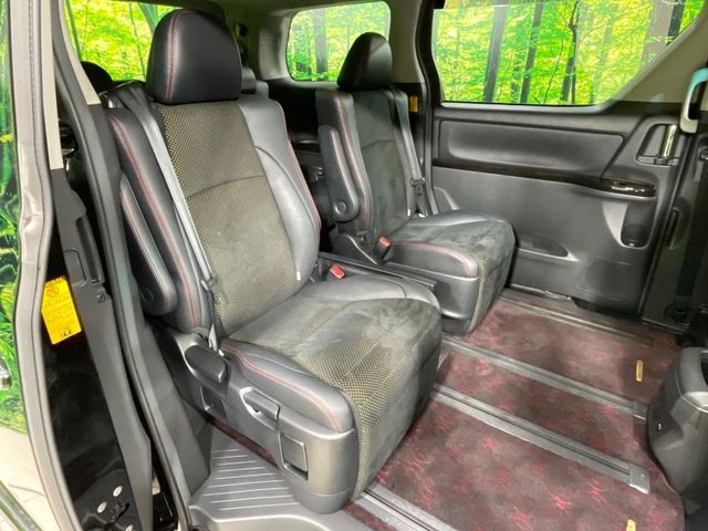 TOYOTA VELLFIRE 2014