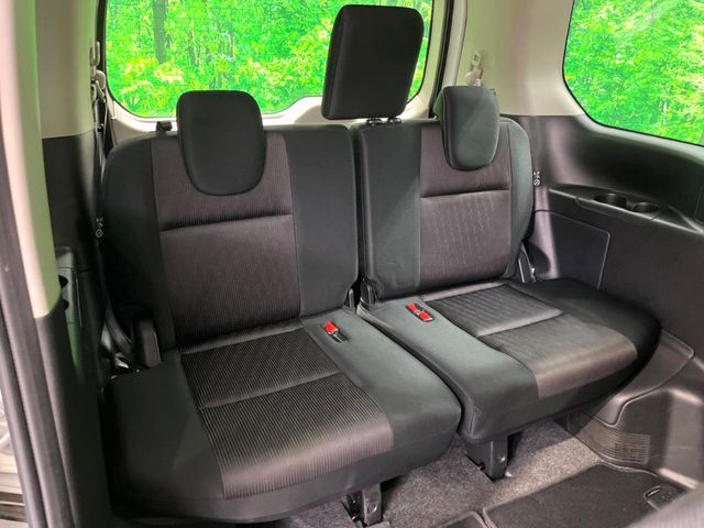 NISSAN SERENA  S-HYBRID 2017