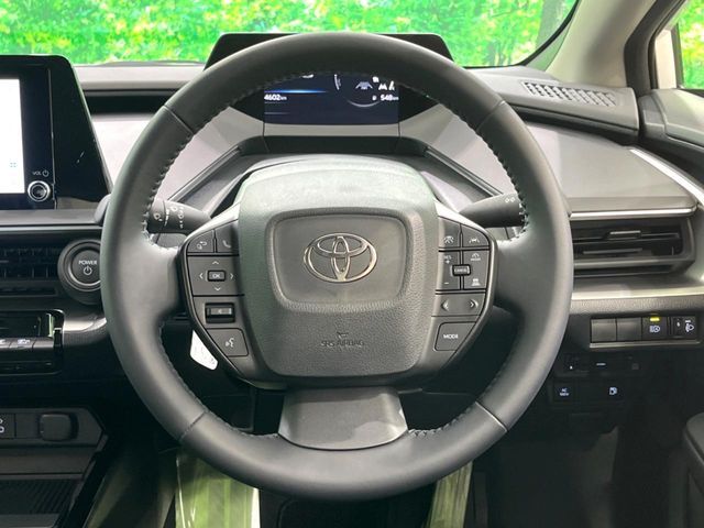 TOYOTA PRIUS 2025