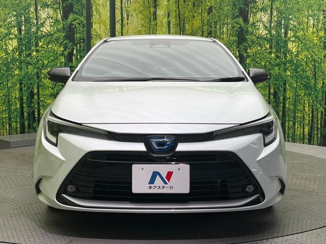 TOYOTA COROLLA TOURING HYBRID 2023