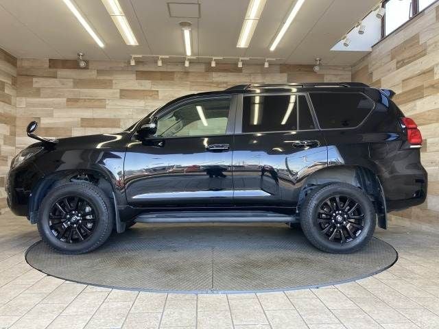 TOYOTA LANDCRUISER PRADO 2021