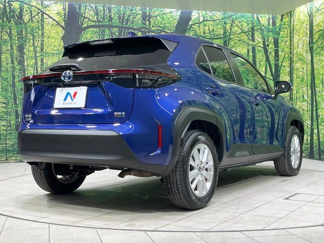 TOYOTA YARIS CROSS HYBRID 2023