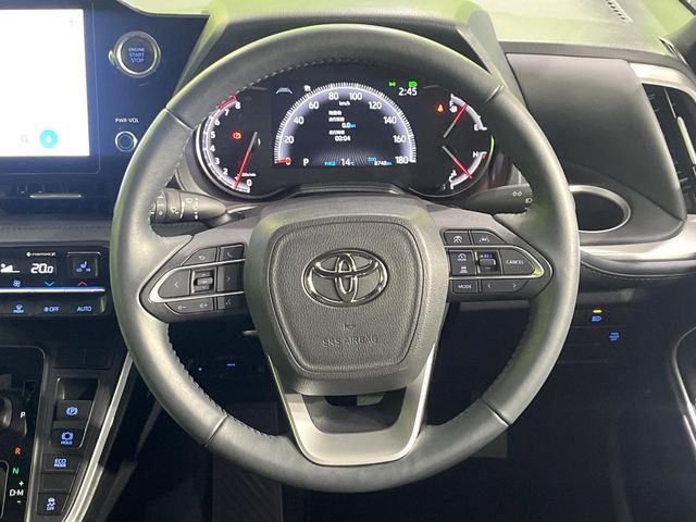 TOYOTA VOXY 2022