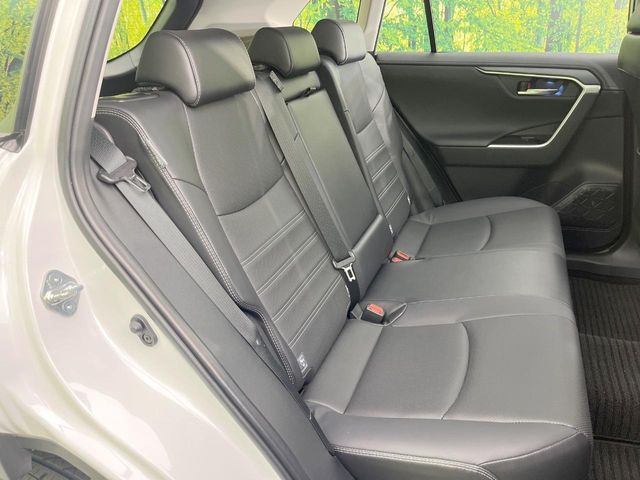 TOYOTA RAV4 4WD 2023