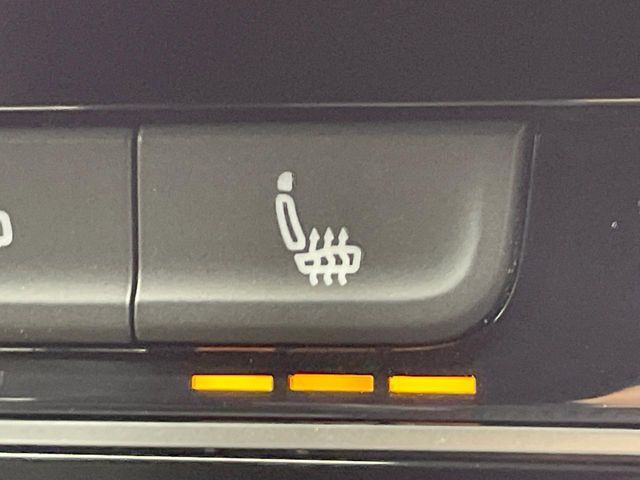 VOLKSWAGEN VOLKSWAGEN GOLF R VARIANT 2015