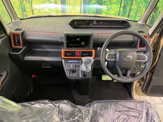 DAIHATSU TANTO FAN CROSS 2024