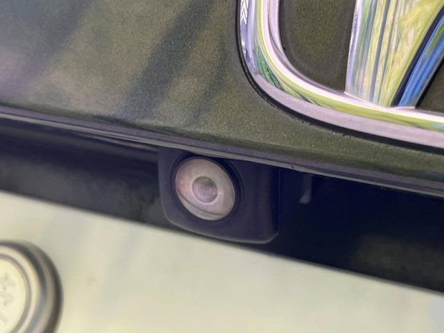 HONDA VEZEL HYBRID 2015