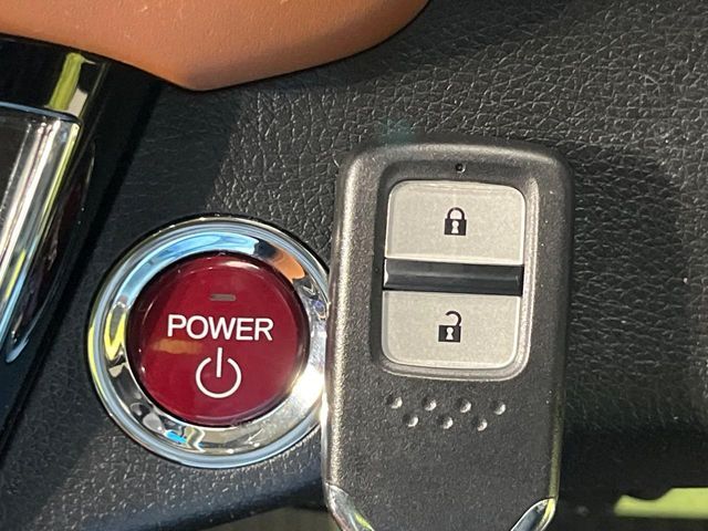 HONDA VEZEL HYBRID 2015