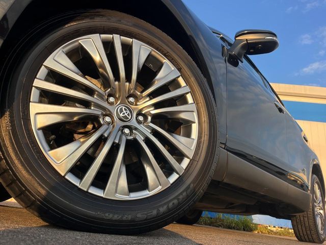 TOYOTA HARRIER HYBRID 2021