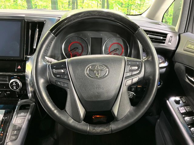 TOYOTA VELLFIRE 4WD 2019