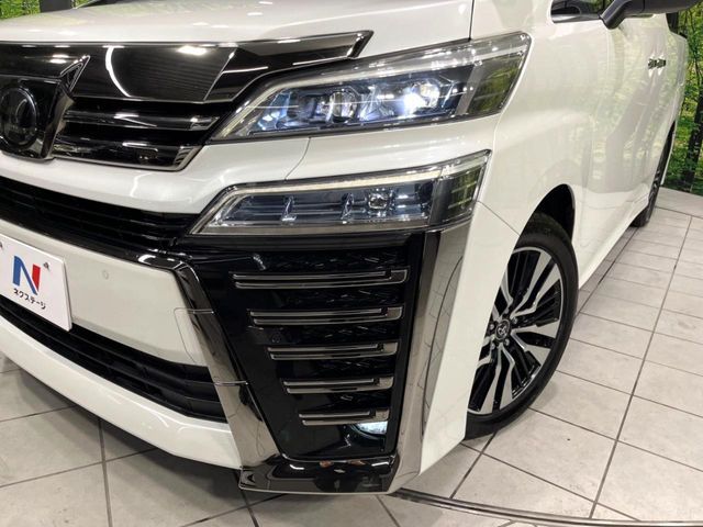 TOYOTA VELLFIRE 4WD 2019