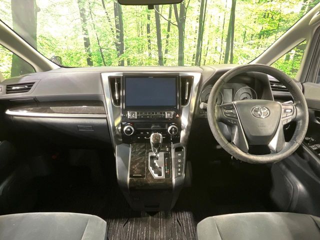TOYOTA VELLFIRE 4WD 2015