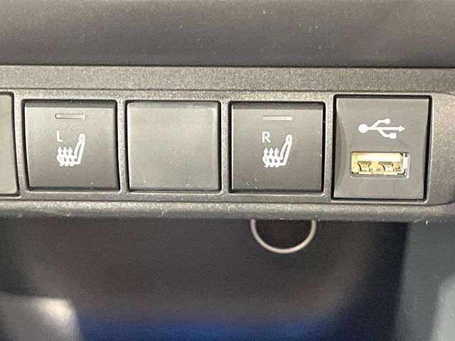 TOYOTA YARIS CROSS HYBRID 2023