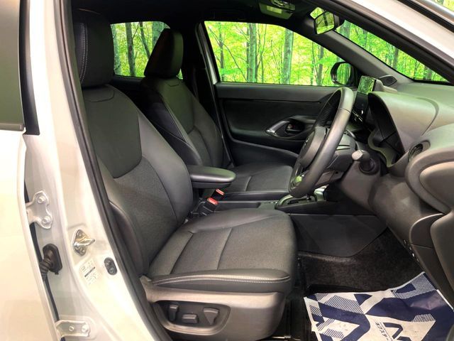 TOYOTA YARIS CROSS 2025