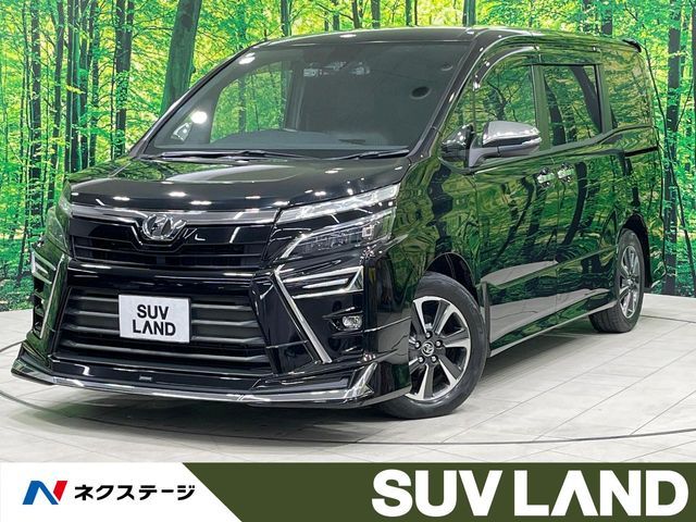 TOYOTA VOXY 2018