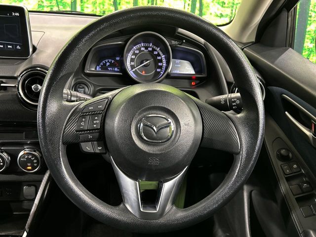 MAZDA DEMIO 2015