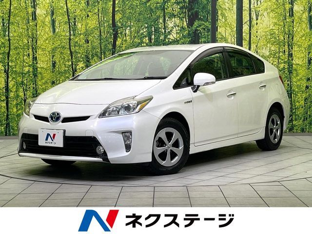 TOYOTA PRIUS 2013