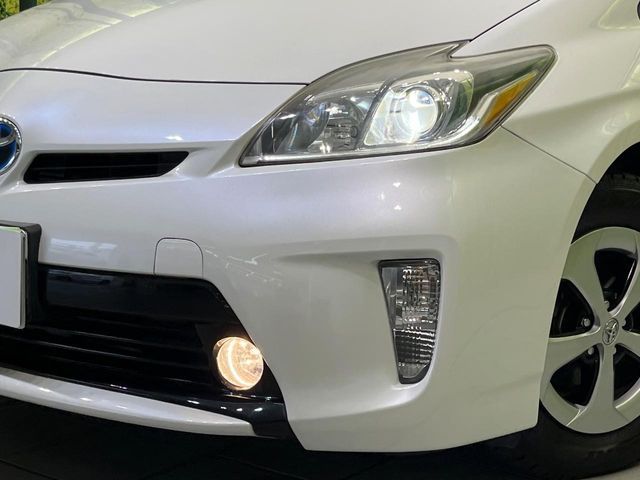 TOYOTA PRIUS 2013