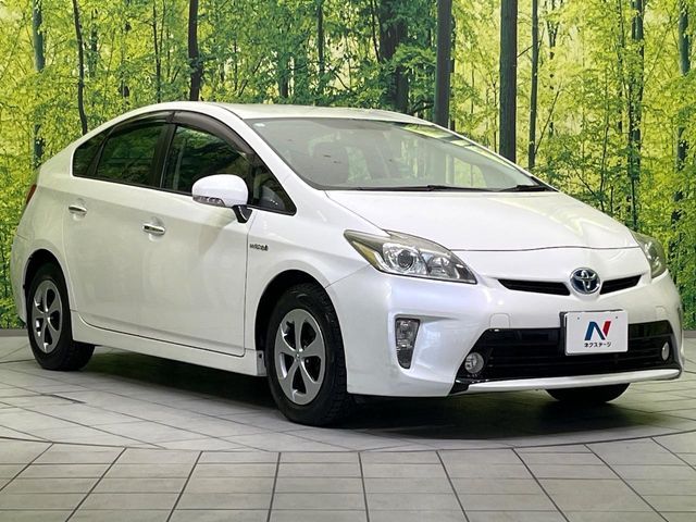 TOYOTA PRIUS 2013