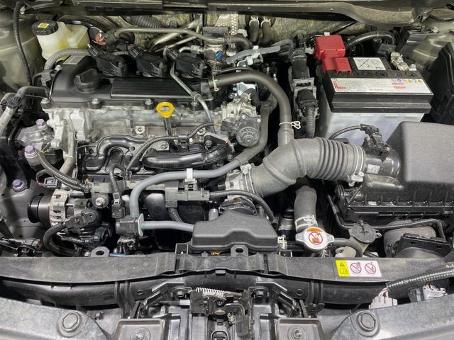 TOYOTA YARIS CROSS 2025