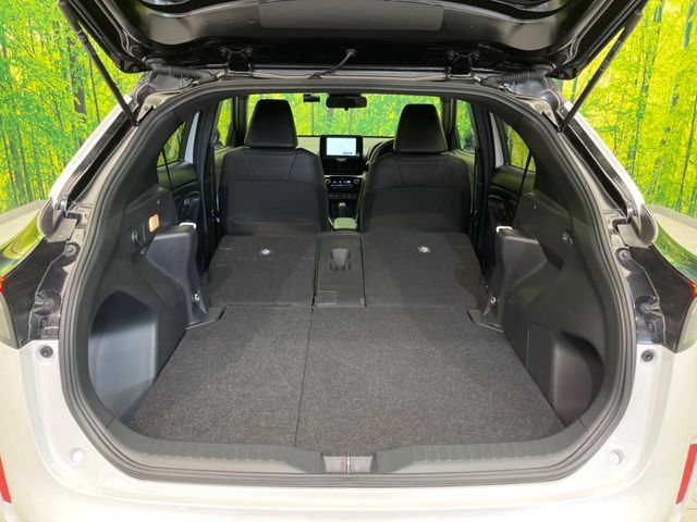 TOYOTA YARIS CROSS 2025