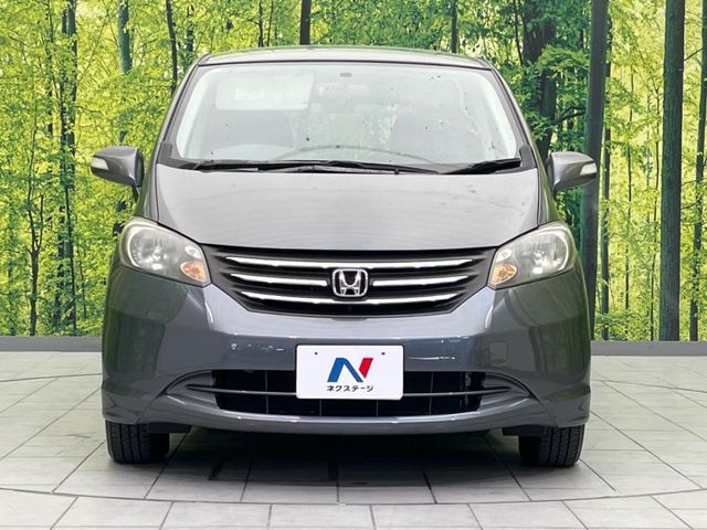 HONDA FREED 2011