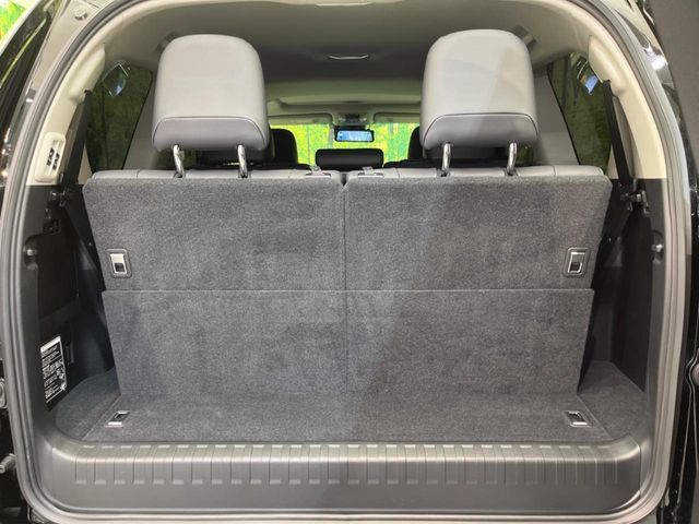 TOYOTA LANDCRUISER PRADO 2023