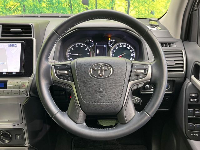 TOYOTA LANDCRUISER PRADO 2023