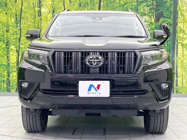 TOYOTA LANDCRUISER PRADO 2023