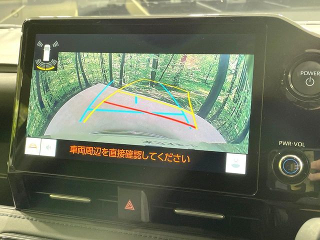 TOYOTA VOXY HYBRID 2025