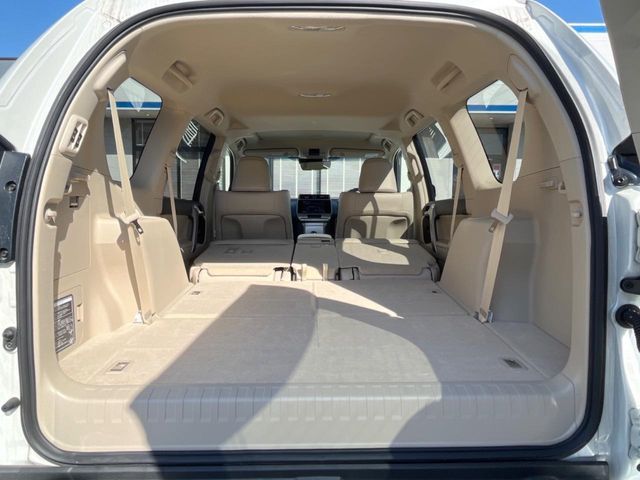 TOYOTA LANDCRUISER PRADO 2023