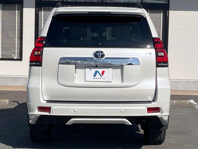 TOYOTA LANDCRUISER PRADO 2023