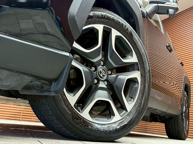 TOYOTA RAV4 4WD 2019