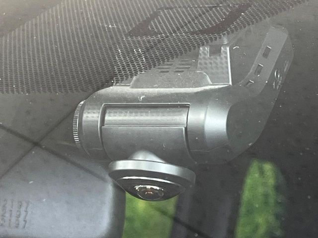 TOYOTA NOAH 4WD 2022