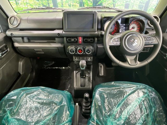 SUZUKI JIMNY NOMADE 2025