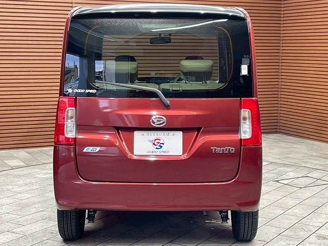 DAIHATSU TANTO 2015