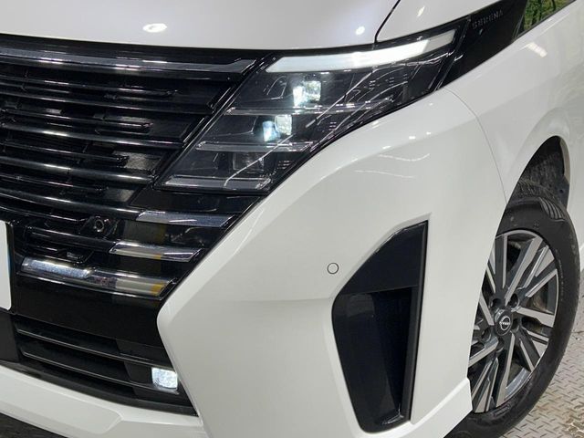 NISSAN SERENA  WG 4WD 2023