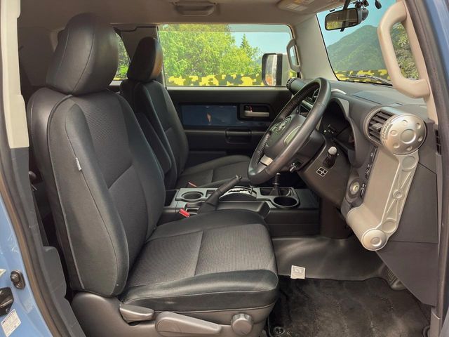 TOYOTA FJ CRUISER 4WD 2016