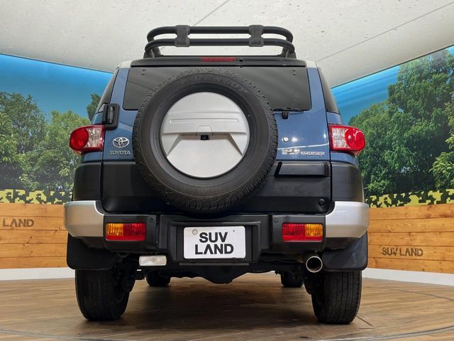 TOYOTA FJ CRUISER 4WD 2016