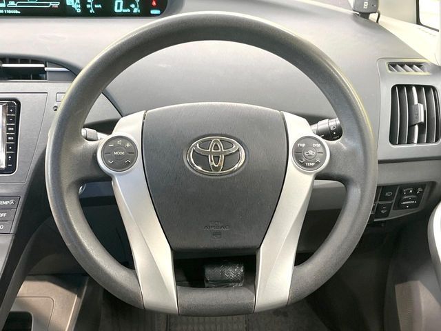 TOYOTA PRIUS 2010