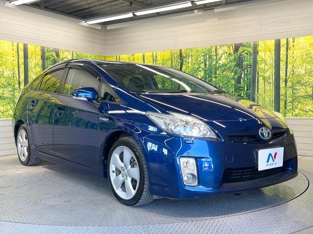 TOYOTA PRIUS 2010