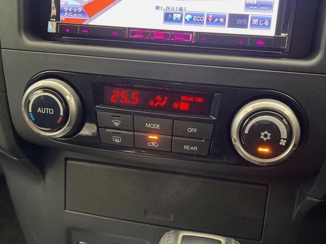 MITSUBISHI PAJERO wagon 2012